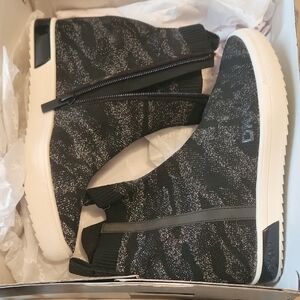 DKNY Black and Gray Women's Sneakers